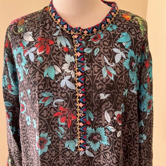 JOHNNY WAS Size XL black silk printed floral embroidered blouse - Picture 2 of 10